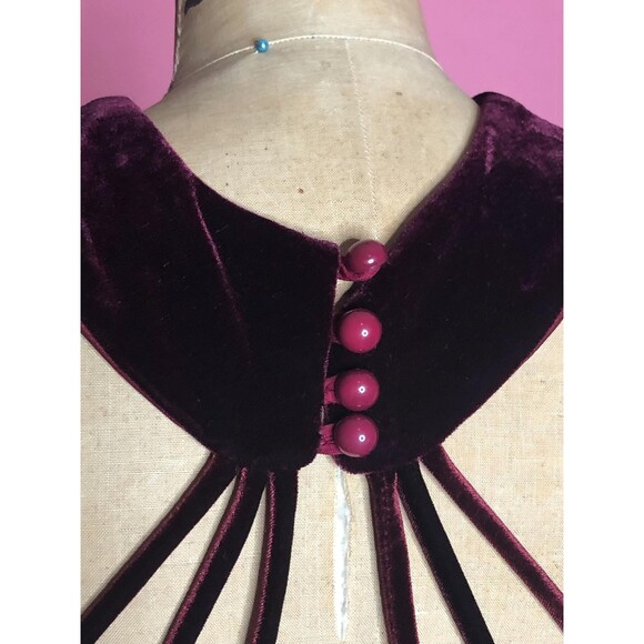 1990s POLY FASHION USA Velvet High SLIT Gown W/Cage Back & Statement Collar. S-M - Picture 8 of 10
